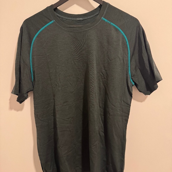 Men's lululemon Metal Vent Tech Tee - Large - Picture 1 of 1